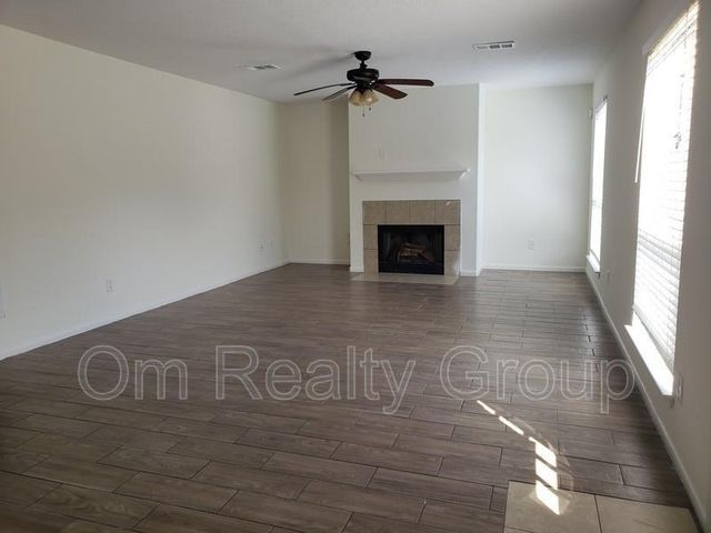 6655 Stonefort Ct, Katy, TX 77449