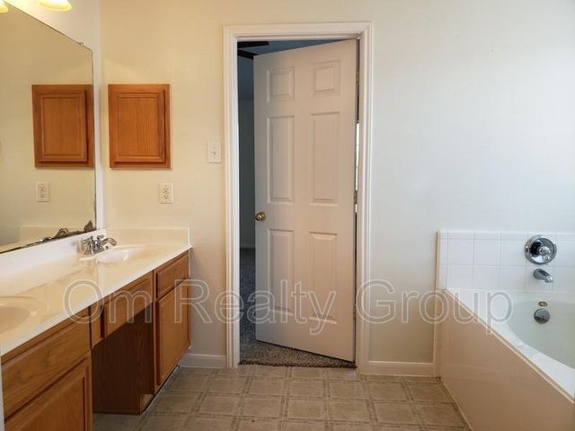 6655 Stonefort Ct, Katy, TX 77449