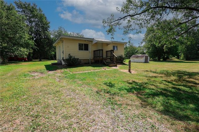 6180 Hillford Avenue NE, Canton, OH 44721