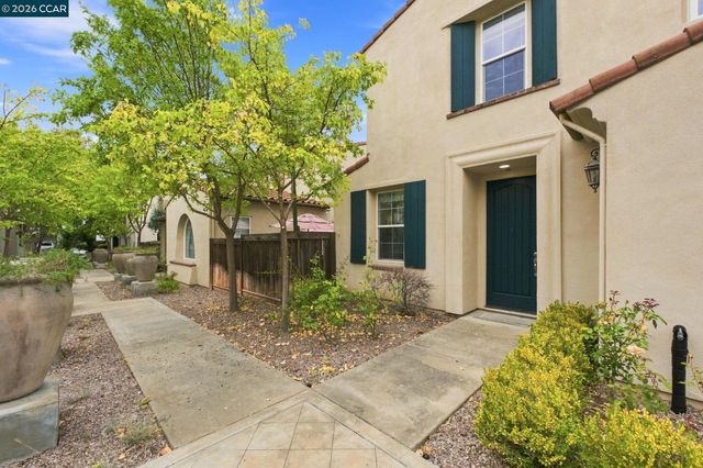2632 Basswood Dr, San Ramon, CA 94582