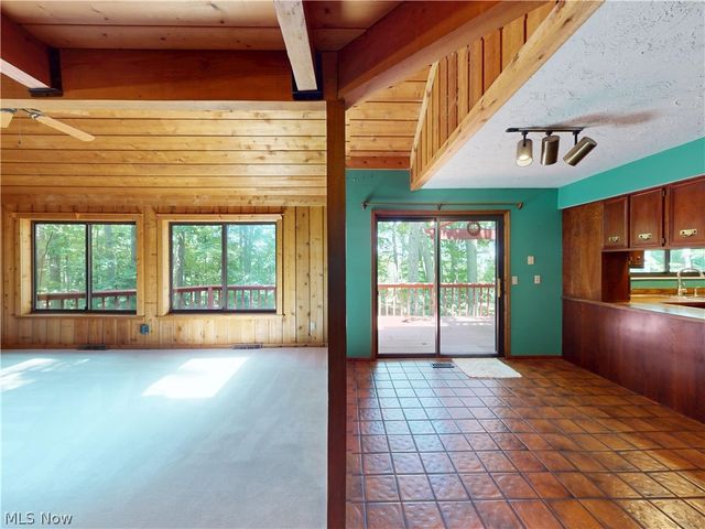 8495 Painesville Warren Road, Concord Twp, OH 44077