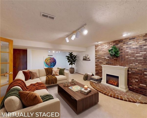 8495 Painesville Warren Road, Concord Twp, OH 44077