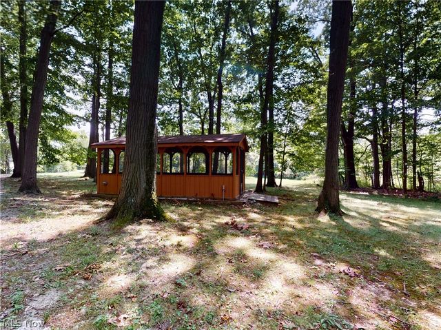 8495 Painesville Warren Road, Concord Twp, OH 44077