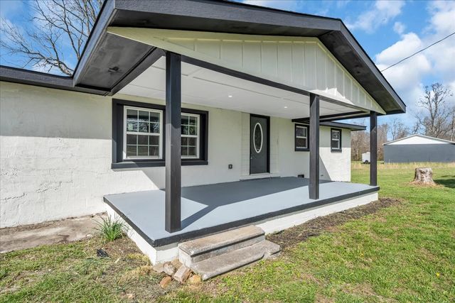 1391 S 20th Ave, Gruetli Laager, TN 37339