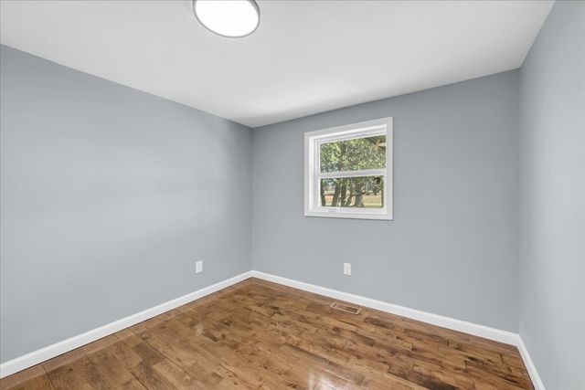 1391 S 20th Ave, Gruetli Laager, TN 37339