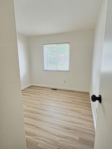 4681 Henley Avenue, Columbus, OH 43228