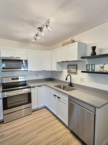 4681 Henley Avenue, Columbus, OH 43228