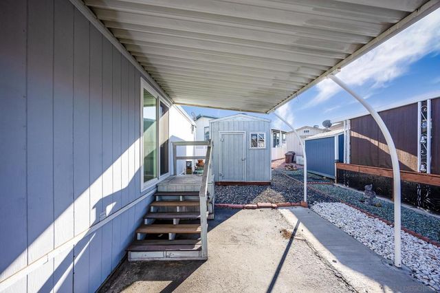 1600 E Vista Way SPC 51, Vista, CA 92084