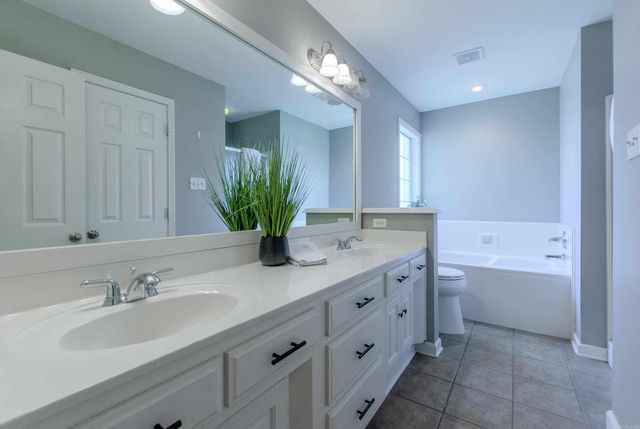 40 Woodbridge Drive, Cabot, AR 72023
