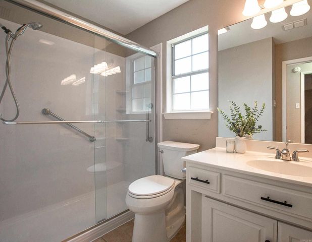 40 Woodbridge Drive, Cabot, AR 72023
