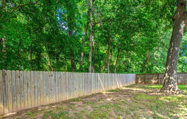 40 Woodbridge Drive, Cabot, AR 72023