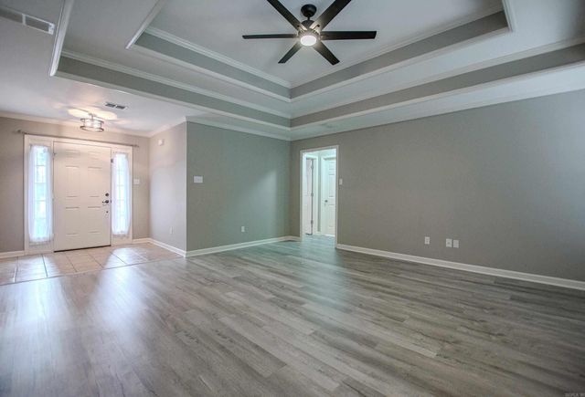 40 Woodbridge Drive, Cabot, AR 72023