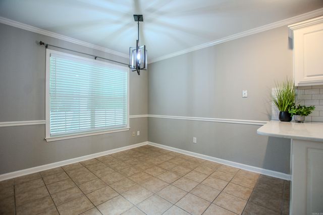 40 Woodbridge Drive, Cabot, AR 72023