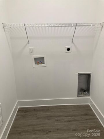 1889 Oak Hollow Road, Gastonia, NC 28054