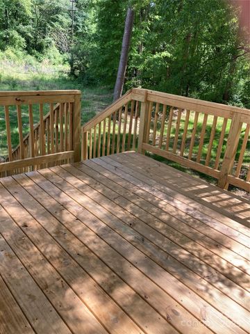 1889 Oak Hollow Road, Gastonia, NC 28054