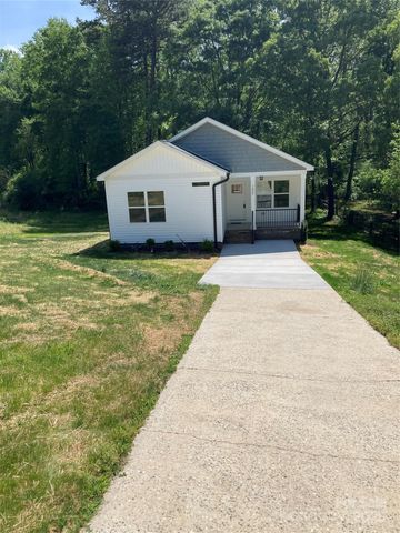 1889 Oak Hollow Road, Gastonia, NC 28054