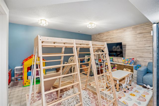 1108 NE 47th Street, Ankeny, IA 50021