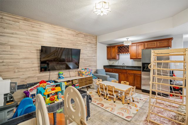 1108 NE 47th Street, Ankeny, IA 50021