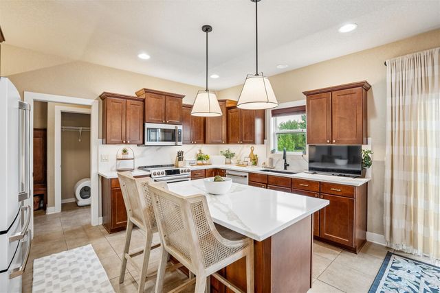 1108 NE 47th Street, Ankeny, IA 50021