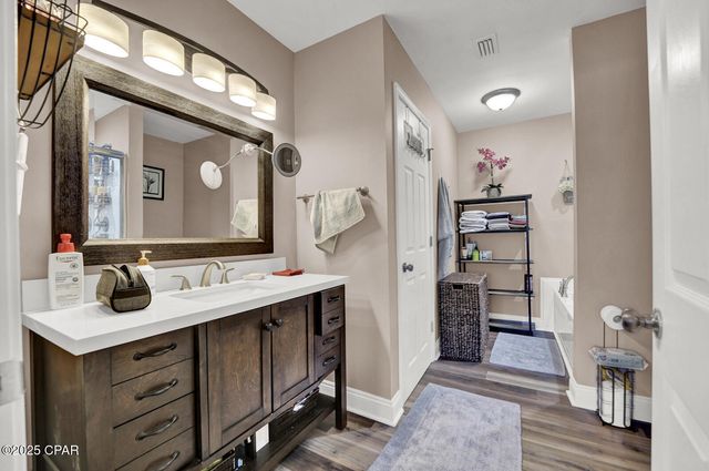 1264 Plum Avenue, Chipley, FL 32428