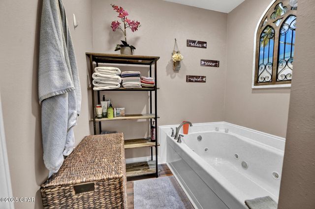 1264 Plum Avenue, Chipley, FL 32428