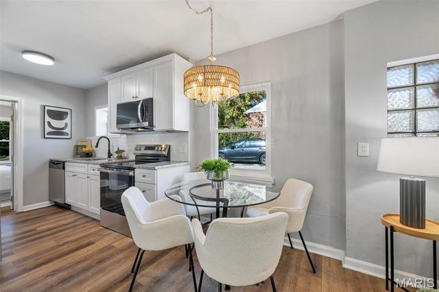 1243 Fairview Avenue, St Louis, MO 63130