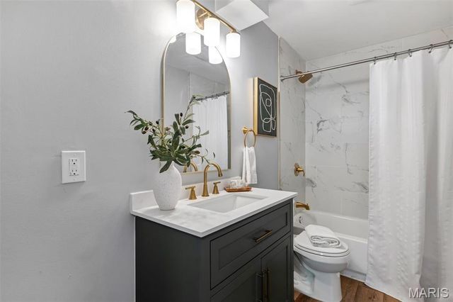 1243 Fairview Avenue, St Louis, MO 63130