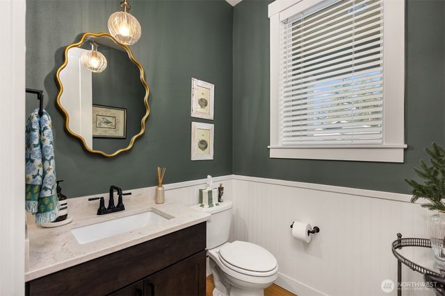 18581 Sawgrass Drive NE, Poulsbo, WA 98370