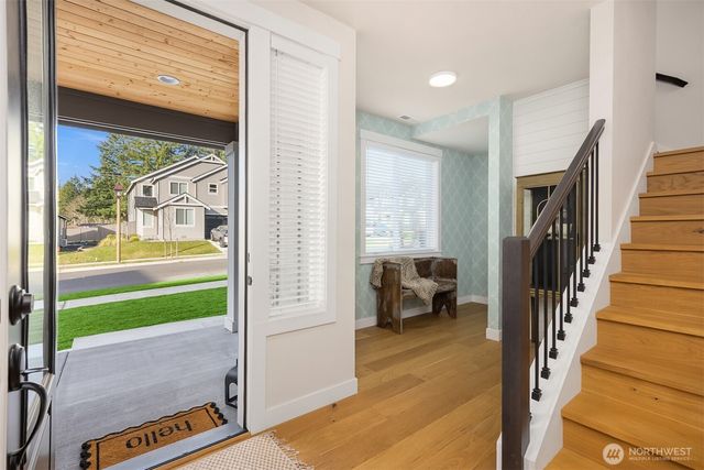 18581 Sawgrass Drive NE, Poulsbo, WA 98370