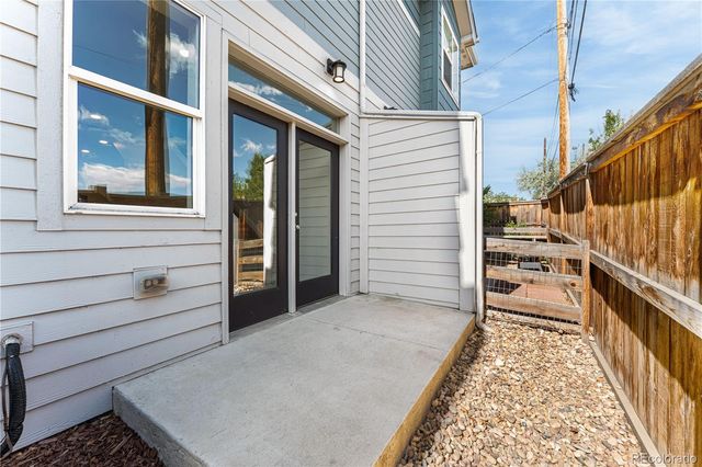 1046 Oak Circle, Denver, CO 80215