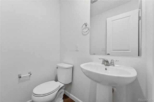 1046 Oak Circle, Denver, CO 80215
