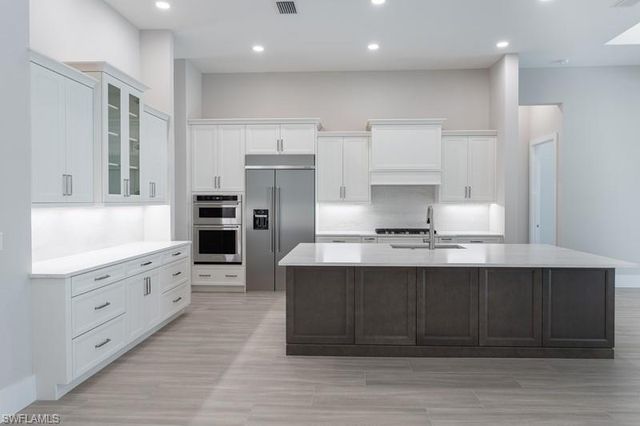 9535 CAYMAS WAY N, Naples, FL 34114