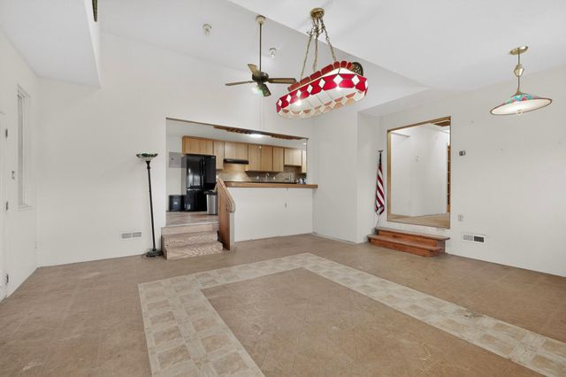 10605 Calle De Elena, Corrales, NM 87048