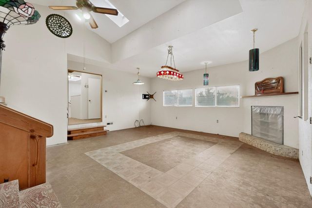 10605 Calle De Elena, Corrales, NM 87048