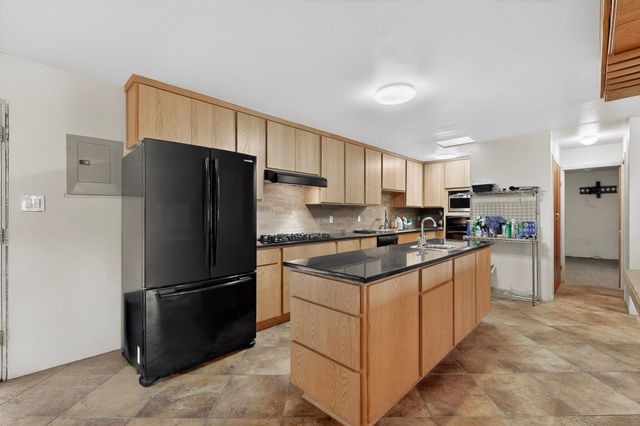 10605 Calle De Elena, Corrales, NM 87048
