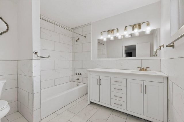 10605 Calle De Elena, Corrales, NM 87048