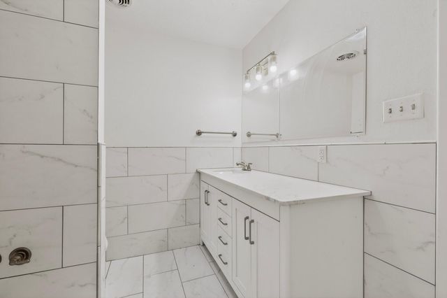 10605 Calle De Elena, Corrales, NM 87048