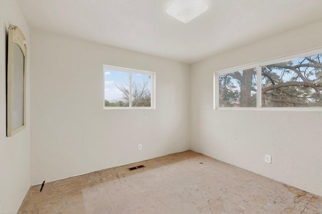 10605 Calle De Elena, Corrales, NM 87048