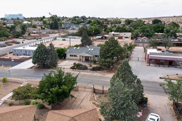 10605 Calle De Elena, Corrales, NM 87048