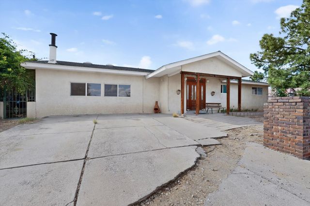 10605 Calle De Elena, Corrales, NM 87048