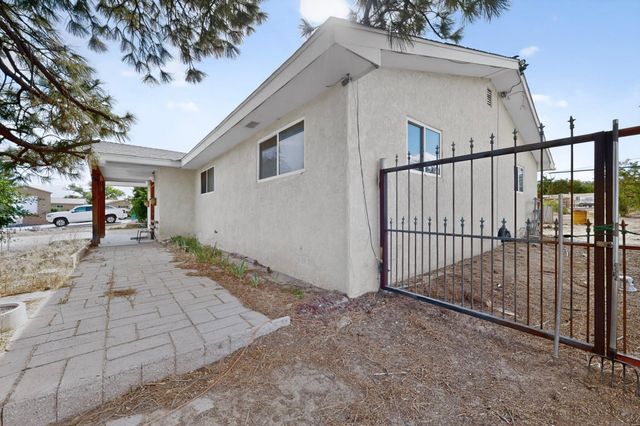 10605 Calle De Elena, Corrales, NM 87048