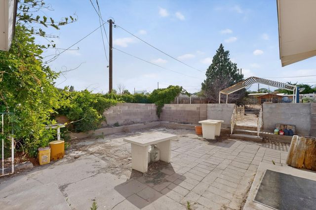 10605 Calle De Elena, Corrales, NM 87048