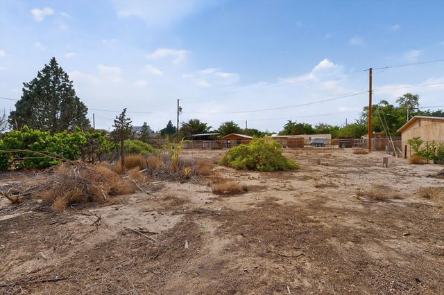 10605 Calle De Elena, Corrales, NM 87048