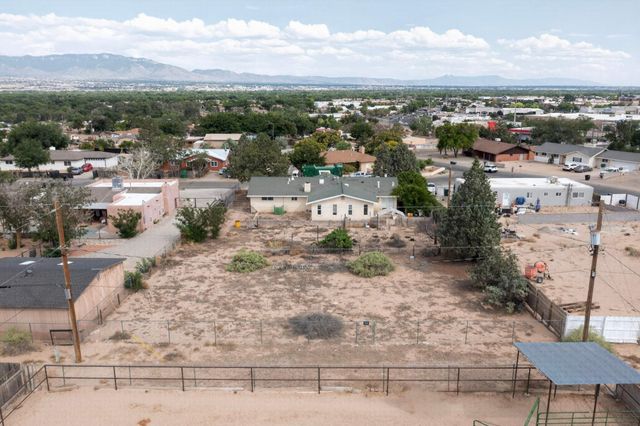10605 Calle De Elena, Corrales, NM 87048
