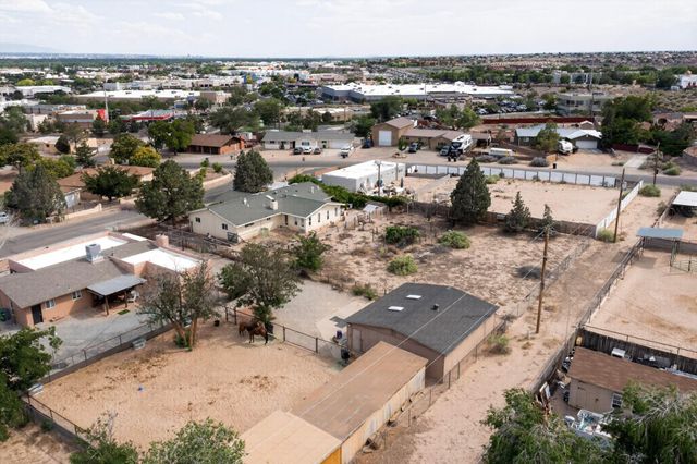 10605 Calle De Elena, Corrales, NM 87048