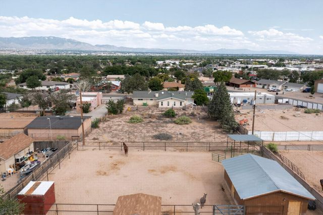 10605 Calle De Elena, Corrales, NM 87048