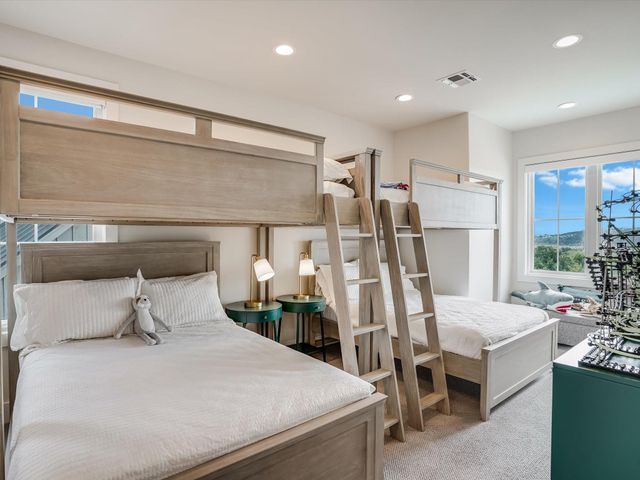 19601 Flying J BLVD 15, Spicewood, TX 78669