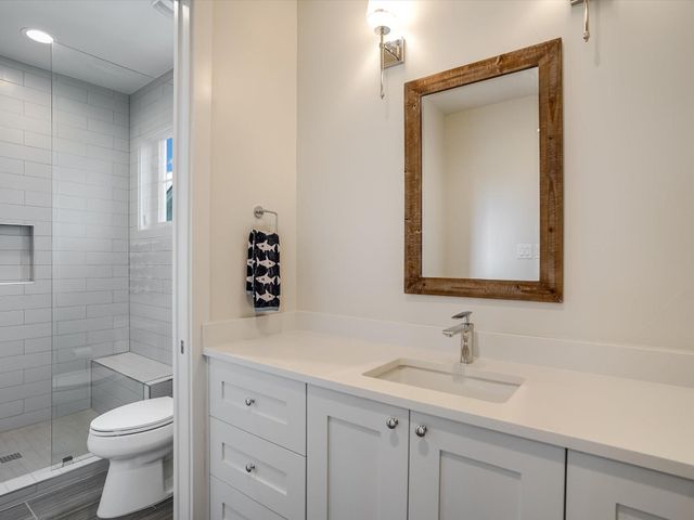 19601 Flying J BLVD 15, Spicewood, TX 78669