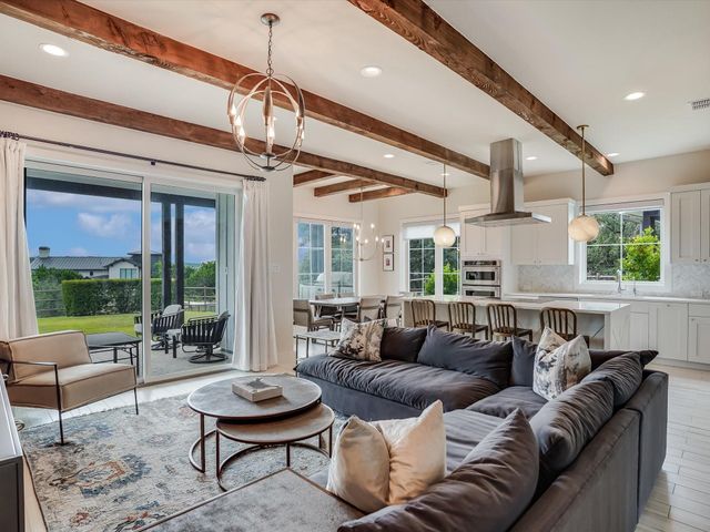 19601 Flying J BLVD 15, Spicewood, TX 78669