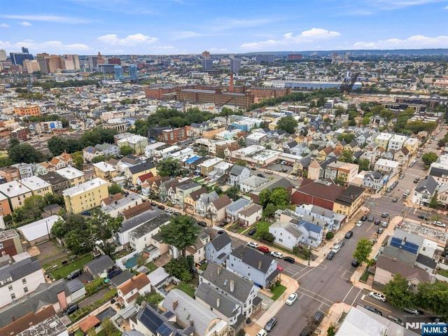 34 Chestnut Street, Kearny, NJ 07032